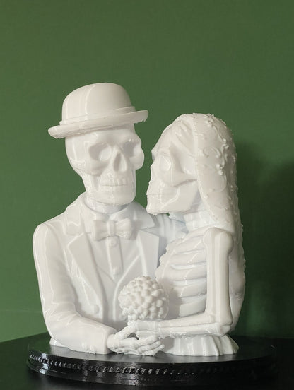 White skeleton bride and groom style figurine for Halloween decoration